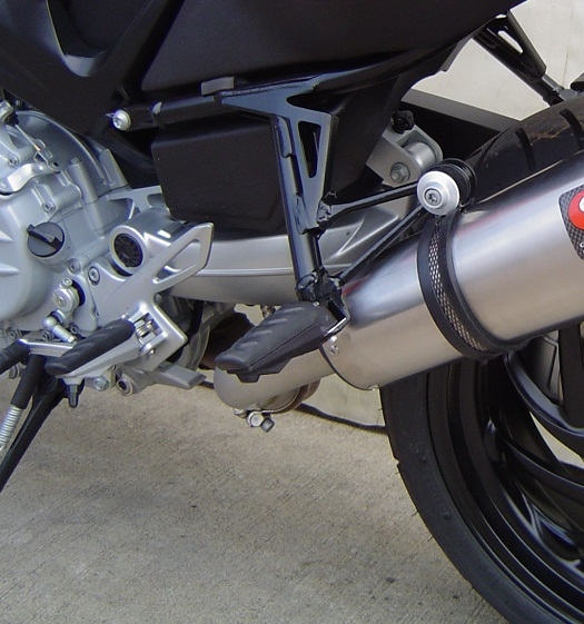 Exhaust compatible with Bmw F800 F800S F800ST 2006-2011, Gpe Ann. titanium, Slip-on exhaust including removable db killer and link pipe 