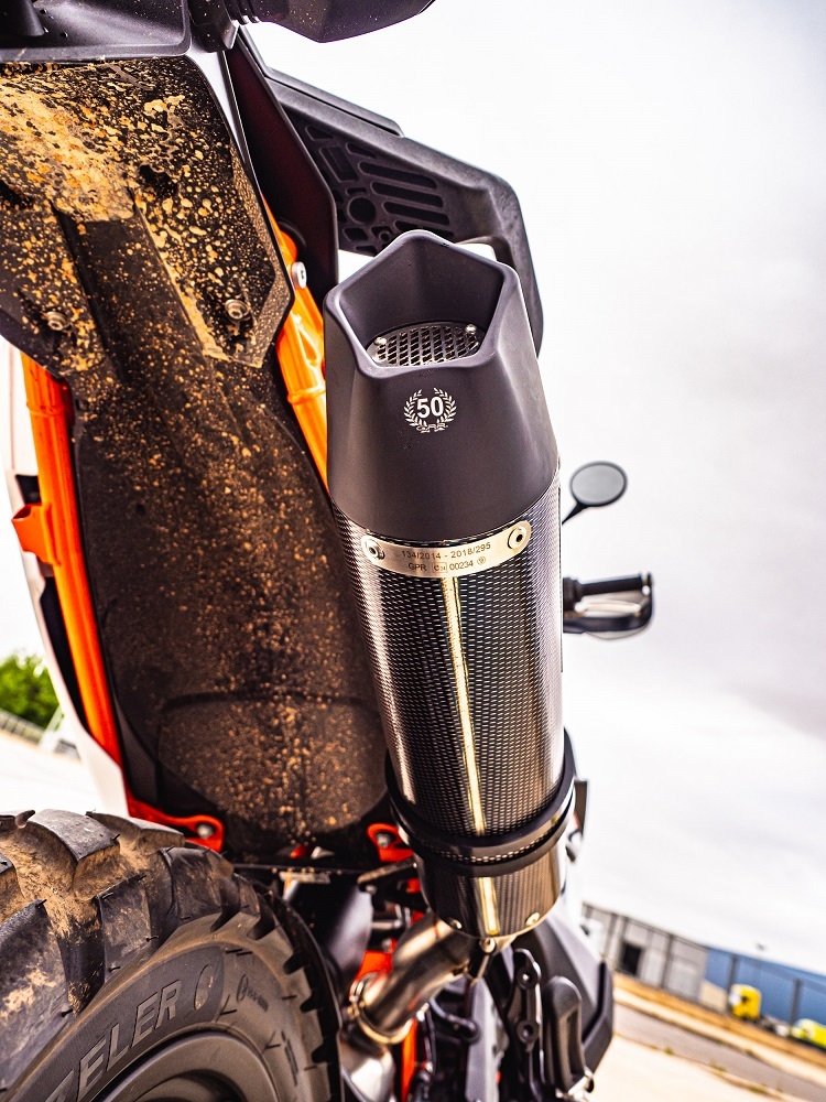 Exhaust compatible with Husqvarna Norden 901 2022-2024, GP Evo4 Poppy, Slip-on exhaust including removable db killer and link pipe 