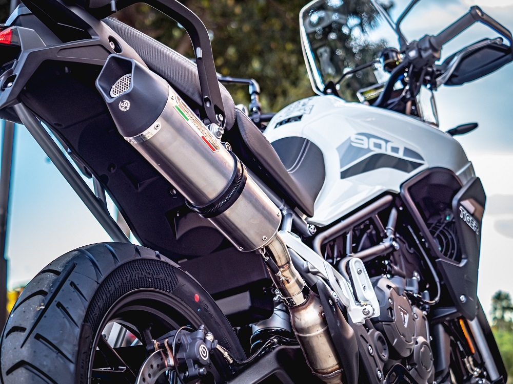 Pot echappement compatible avec Triumph Tiger 900 2020-2023, GP Evo4 Titanium, Échappement légal, homologué,silencieux avec db killer amovible et tuyau de liaison spécifique 